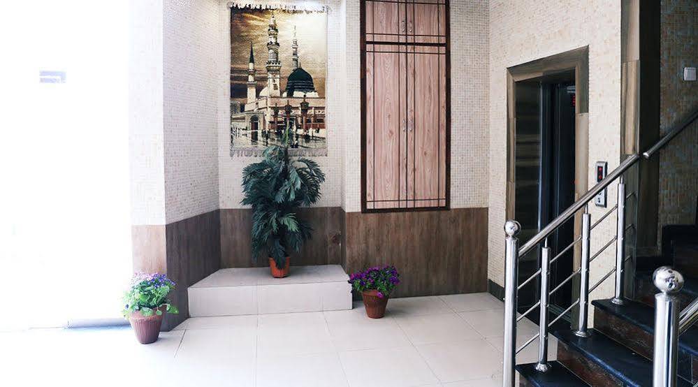 Hotel Marco Polo Lahore Bagian luar foto